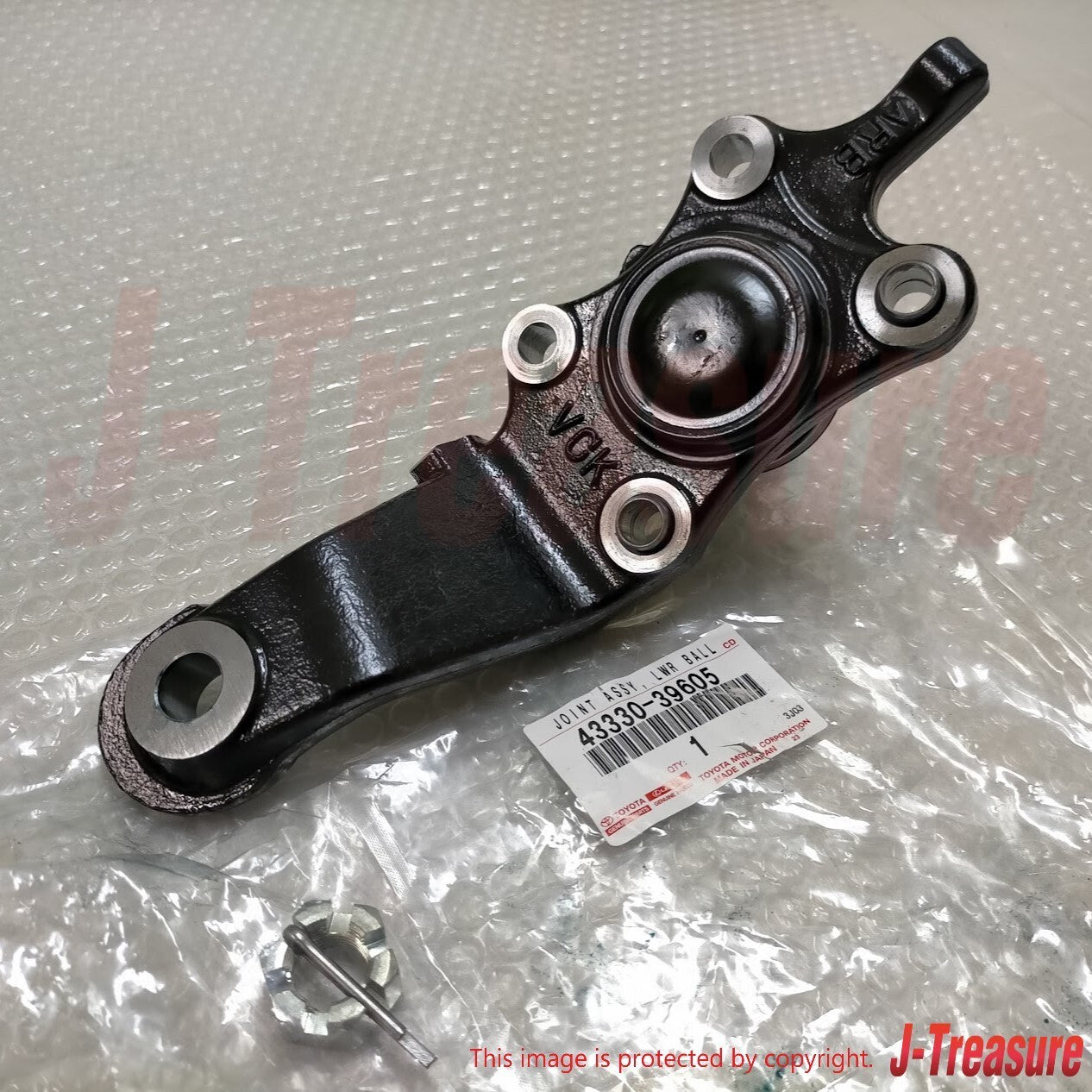 TOYOTA SEQUOIA 02-03 TUNDRA 02-03 Genuine Front Lower Ball Joint Right Side OEM