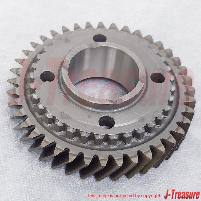 TOYOTA RAV4 AWD ACA23 2005 Genuine 5Th Gear 40Teeth & Sleeve & Bearing Set OEM