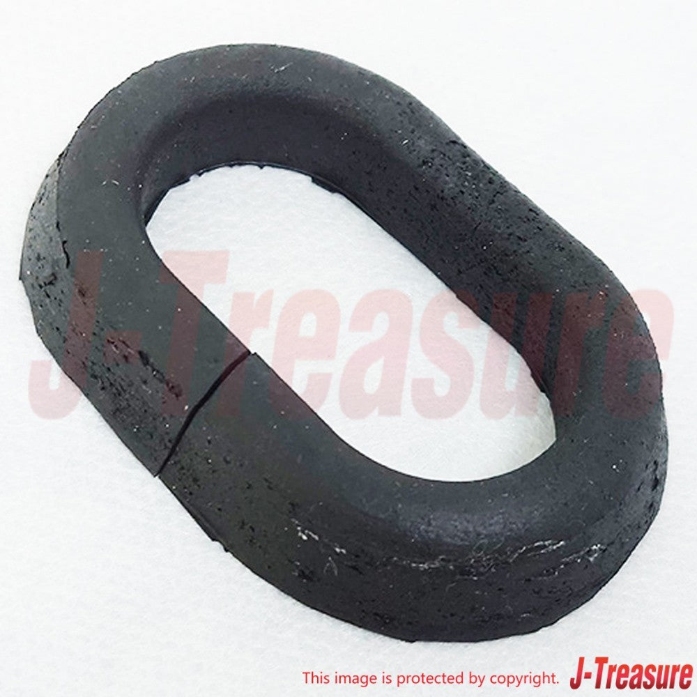 NISSAN DATSUN 1200 B110 B120 UTE SUNNY Genuine Hood Hinge Seal Rubbers 2pcs Set
