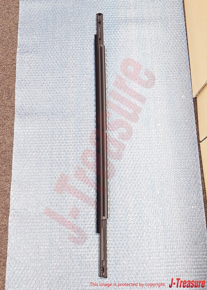MITSUBISHI OUTLANDER CW#W 07-13 Genuine F/R Door Window Moulding RH & LH Set OEM