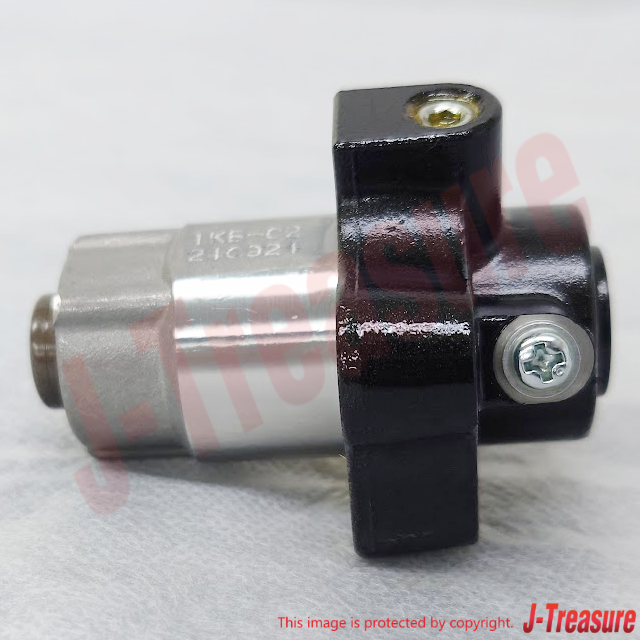 YAMAHA YZF-R1 2009-2014 Genuine Cam Chain Tensioner Assy 1KB-12210-02-00 OEM