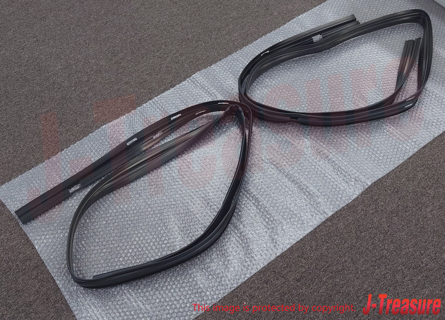 MITSUBISHI DELICA P0#W Genuine Rear Door Window Glass Runchannel RH & LH Set OEM