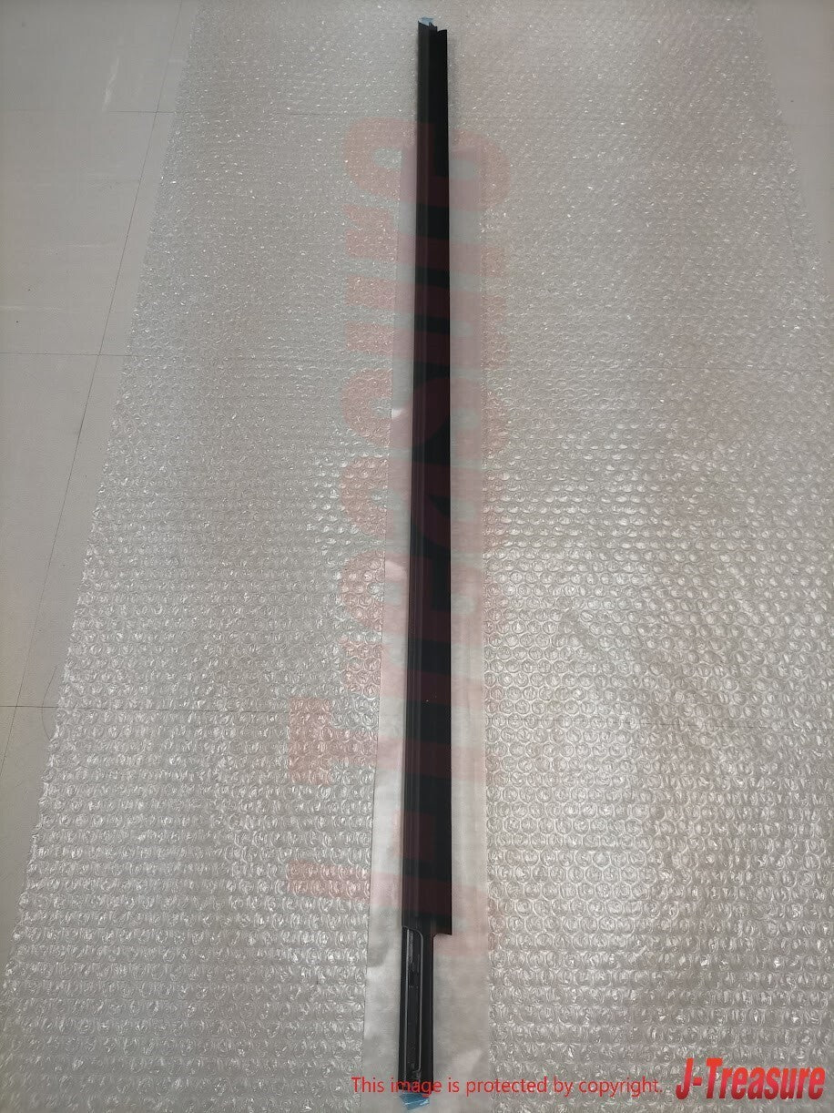 LEXUS RX330 RX350 RX400h Genuine Front Door Belt Moulding RH & LH Set OEM