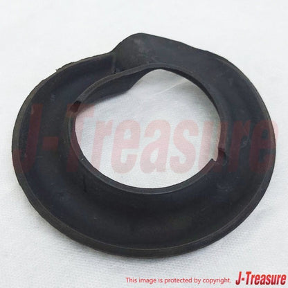 TOYOTA LAND CRUISER KZJ7# 1995 Genuine Rear Coil Spring Insulator Lower x2 Set