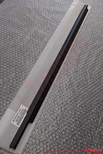 TOYOTA SCION xA NCP61 04-06 Genuine Rear Door Glass Outer Weatherstrip Right OEM