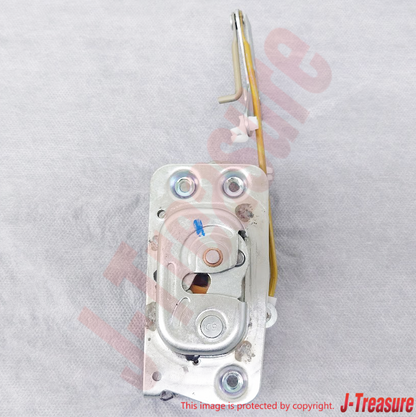 TOYOTA LAND CRUISER BJ40 FJ40 FJ45 HJ47 Genuine Front Door Lock Latch Left OEM