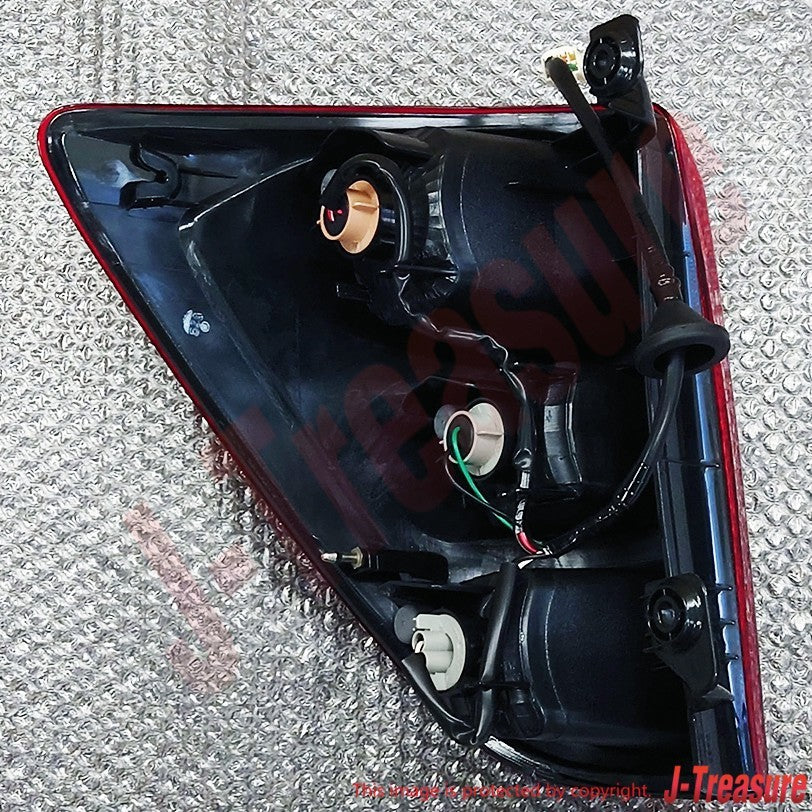 DAIHATSU TERIOS J200 J210 '06-08 Genuine Rear Combination Lamp RH 81550-B4010