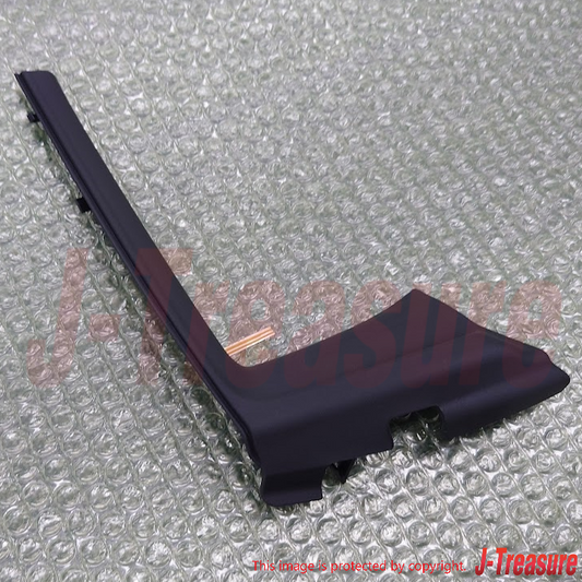 TOYOTA YARIS KSP130 12-15 Genuine Front Fender To Cowl Side Seal RH 53866-52090