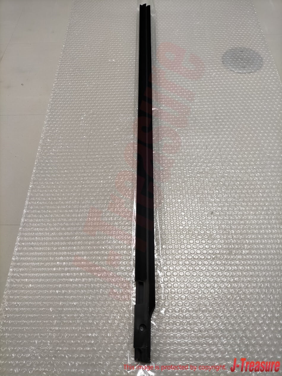 NISSAN 240SX S13 89-94 Genuine Front Door Outside Molding RH 80820-35F20 OEM