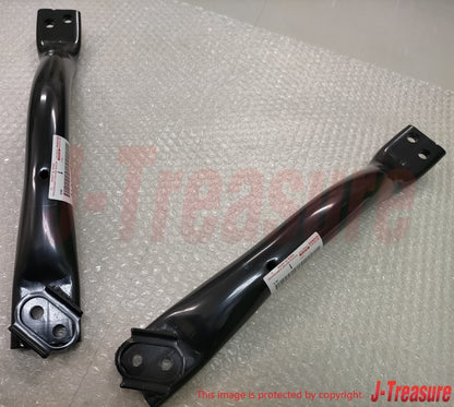 TOYOTA 4RUNNER FJ CRUISER  Genuine Front Suspension Member Bracket RH LH Set OEM
