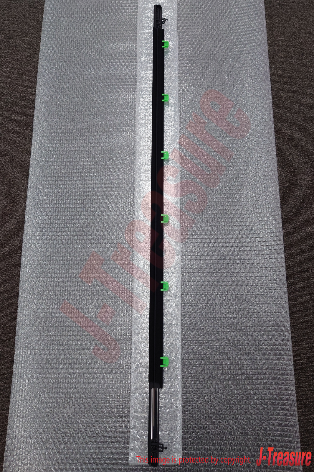 HONDA CR-V RE3 RE4 2007-2011 Genuine Front Door Molding RH 72410-SWA-A02 OEM