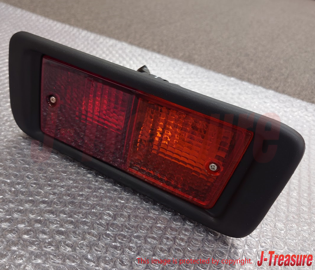 TOYOTA LAND CRUISER 70 Genuine Rear Bumper Combination Lamp Assy Right Side OEM