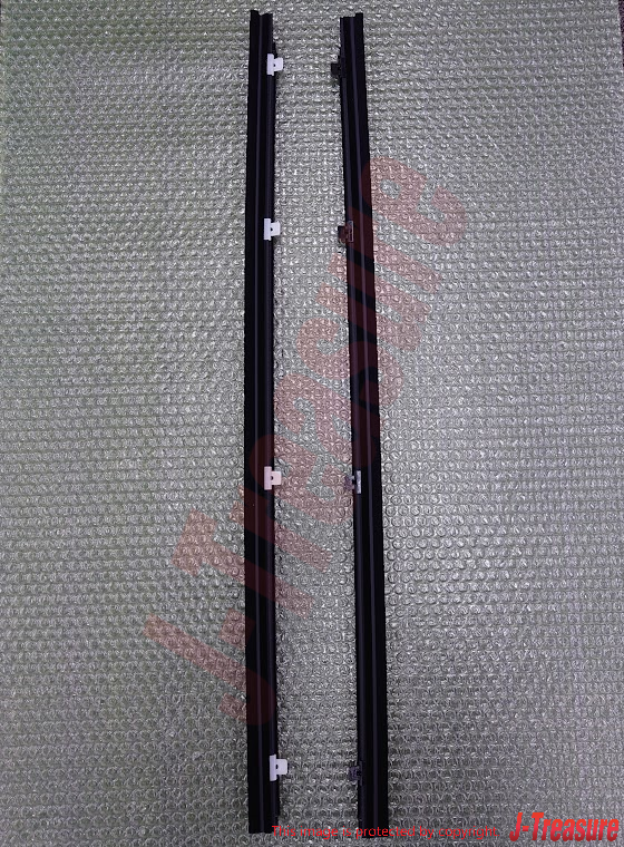 TOYOTA 4RUNNER VZN130 90-95 Genuine Fr/Door Glass Outer Weatherstrip RH & LH Set