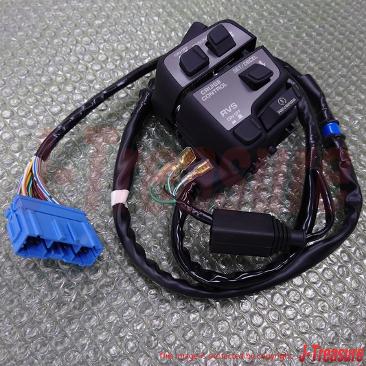HONDA GL1800 GOLD WING 06-08 12-17 Genuine Handle Switch RH 35130-MCA-S41 OEM