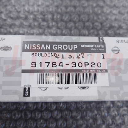NISSAN 300ZX Z32 89-96 T-Top 2+0 Genuine Drip Center Molding RH 91784-30P20 OEM