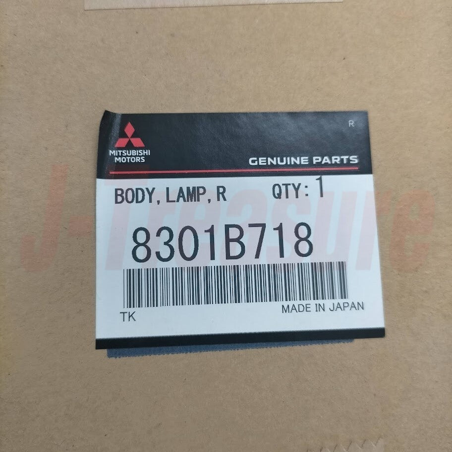 MITSUBISHI LANCER Evolution 8 MR CT9A Genuine Headlight Lamp Assy RH 8301B718