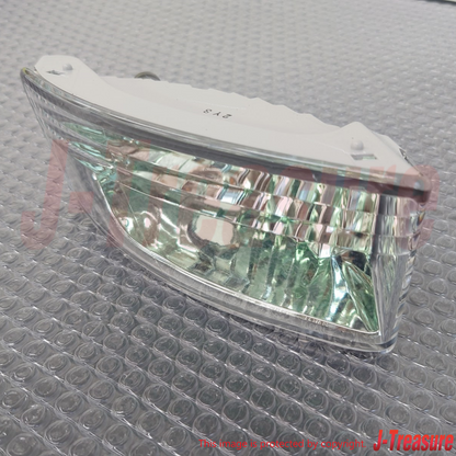 TOYOTA MARK2 JZX110 00-07 Genuine Cornering Lamp Lens & Body RH 81375-22030 OEM
