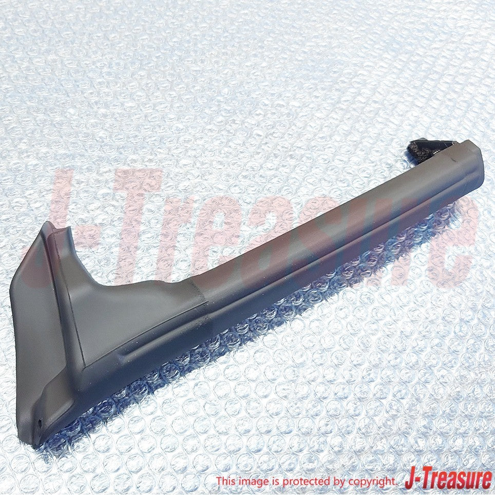 TOYOTA MR2 SPYDER ZZW30 '00-05 Genuine F/Roof Side Rail Weatherstrip RH OEM