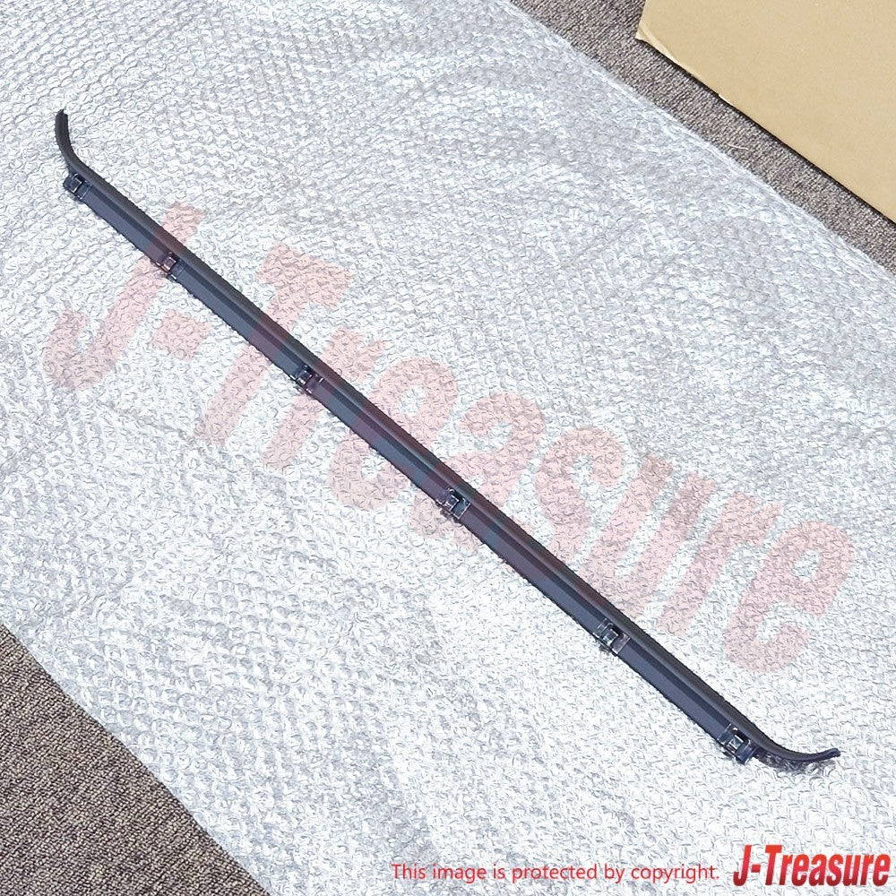 TOYOTA LAND CRUISER FJ40 81-83 Genuine Fr/Door Glass W/Strip Inner & Outer Set