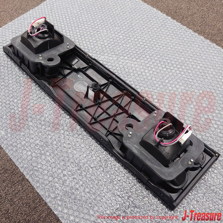 NISSAN 300ZX Z32 89-96 Genuine Rear Center Tail Reverse Light 26540-VP100 OEM