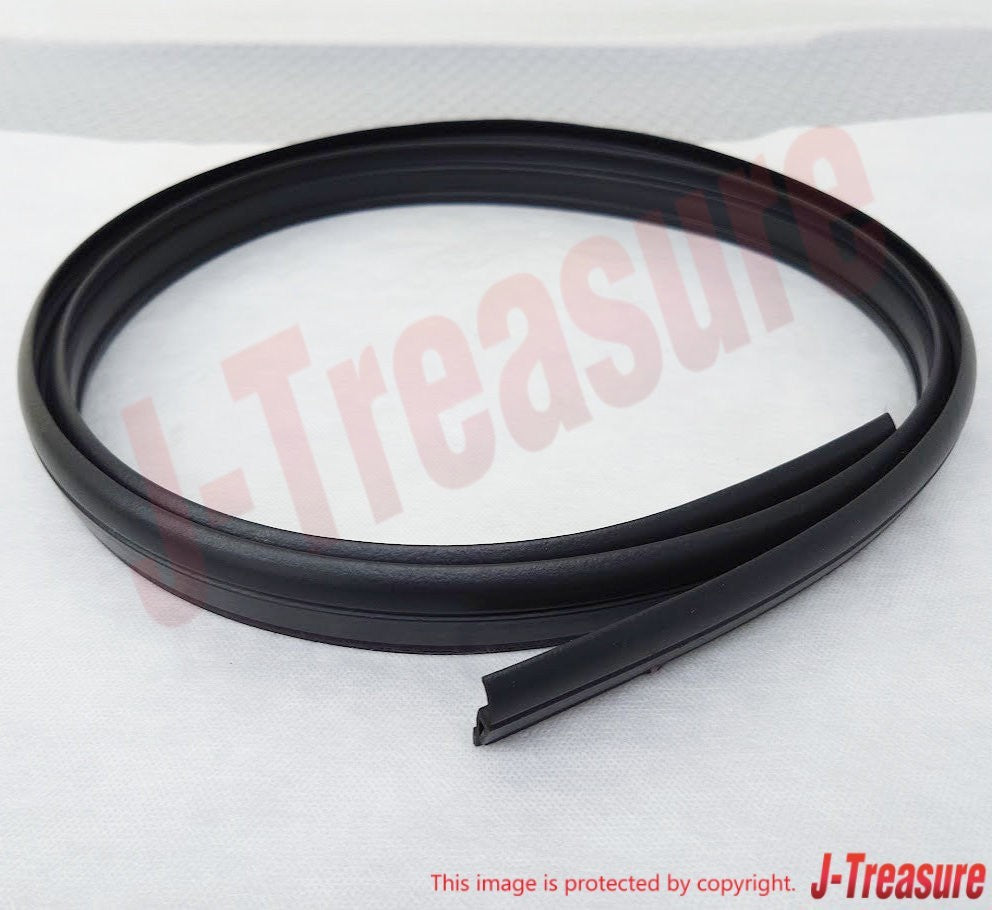 TOYOTA LAND CRUISER 80 91-97 LX450 96-97 Genuine Sunroof Weatherstrip Seal Front