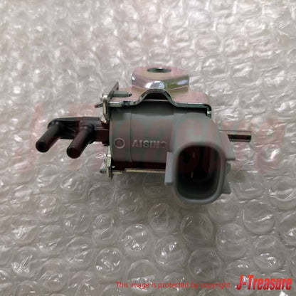 TOYOTA LAND CRUISER BJ71 BJ74 Genuine Vacuum Switching Valve 90910-12020 OEM