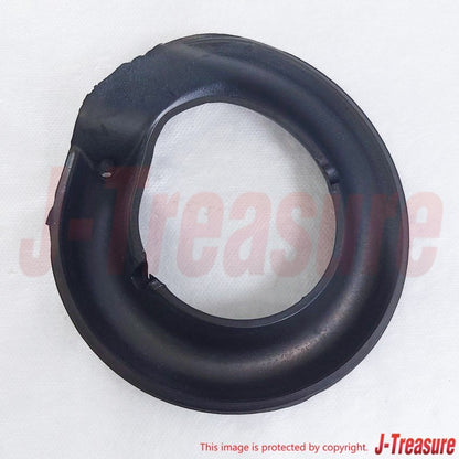 TOYOTA LAND CRUISER KZJ7# 1995 Genuine Rear Coil Spring Insulator Lower OEM