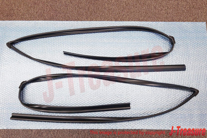 TOYOTA LAND CRUISER UZJ100 '98-07 Genuine Front Door Glass Run RH & LH Set OEM
