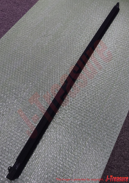 TOYOTA MR2 Spyder ZZW30 00-05 Genuine Front Door Belt Moulding RH 75711-17032