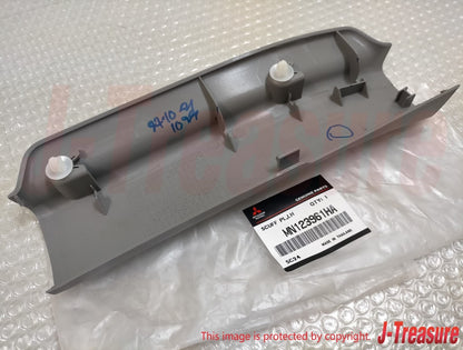 MITSUBISHI L200 TRITON KB9T Genuine Rear Scuff Plate Left Side MN123961HA OEM