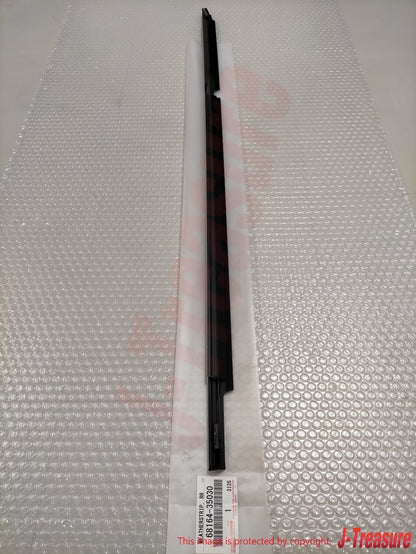 TOYOTA 4RUNNER 03-09 Genuine Door Belt Molding Weatherstrip Front Rear 5 PC Set