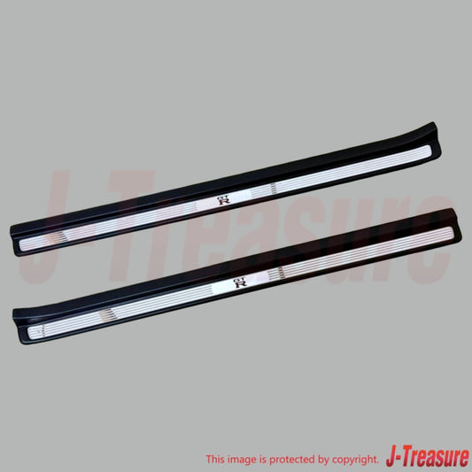 NISSAN SKYLINE GT-R BNR34 Genuine Kicking Front Plate RH & LH Set OEM
