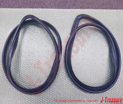 TOYOTA LAND CRUISER FJ80 91-97 Genuine Quarter Window W/Strip RH & LH Set OEM