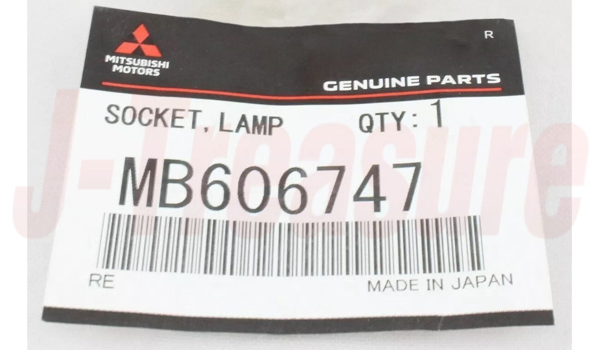 MITSUBISHI OUTLANDER CU2W 2005-2006 Genuine Headlamp Socket MB606747 OEM