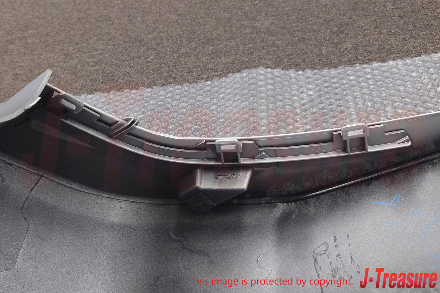 TOYOTA FJ CRUISER GSJ1# 2007-2014 Genuine Rear Bumper Pad Left 52463-35021 OEM