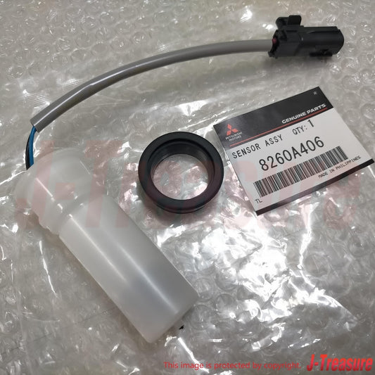 MITSUBISHI OUTLANDER GG2W 14-23 Genuine Window Washer Level Sensor 8260A406 OEM