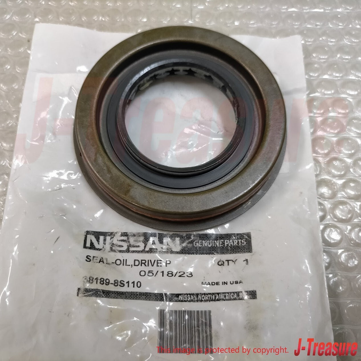 NISSAN TITAN ARMADA PATHFINDER QX56 Genuine Front Pinion Seal 38189-8S110 OEM
