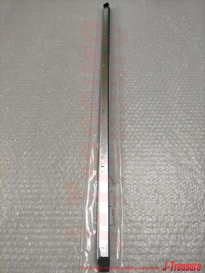TOYOTA LAND CRUISER LX450 FZJ80 Genuine Weatherstrip Inner Front Door Glass OEM