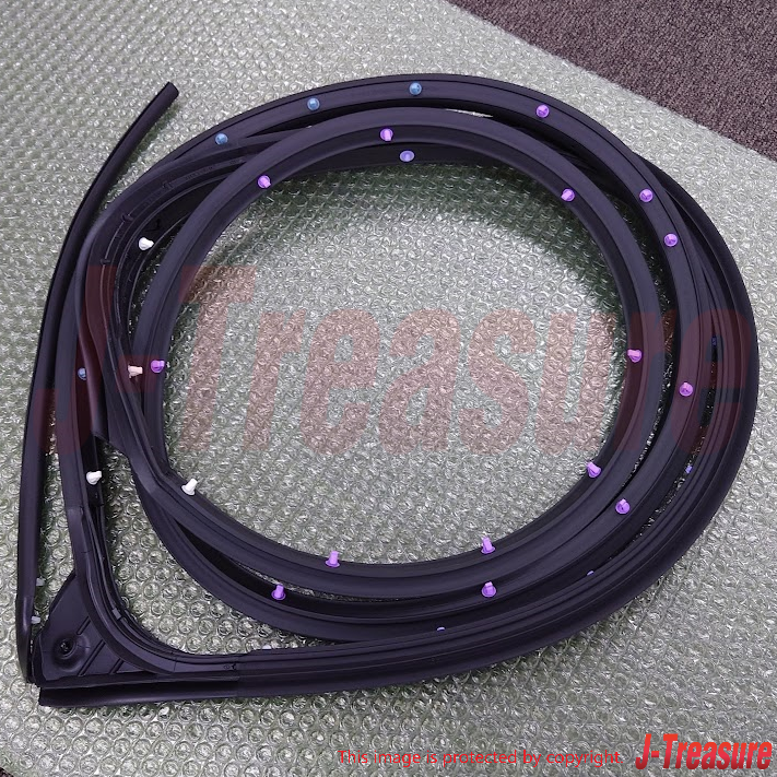 MITSUBISHI LANCER EVO 10 08-15 Genuine RR Door Opening Otr Weatherstrip RH OEM